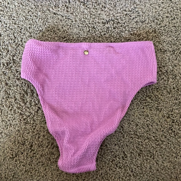 Victoria secret bikini - Picture 2 of 3